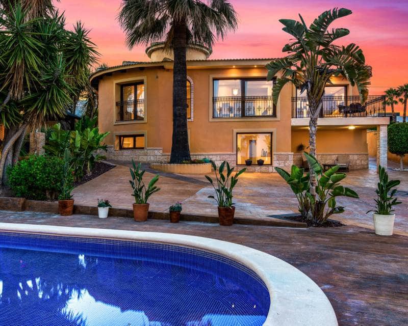 4 bedroom Villa for sale in Ciudad Quesada with pool - € 895,000 (Ref: 8393254)