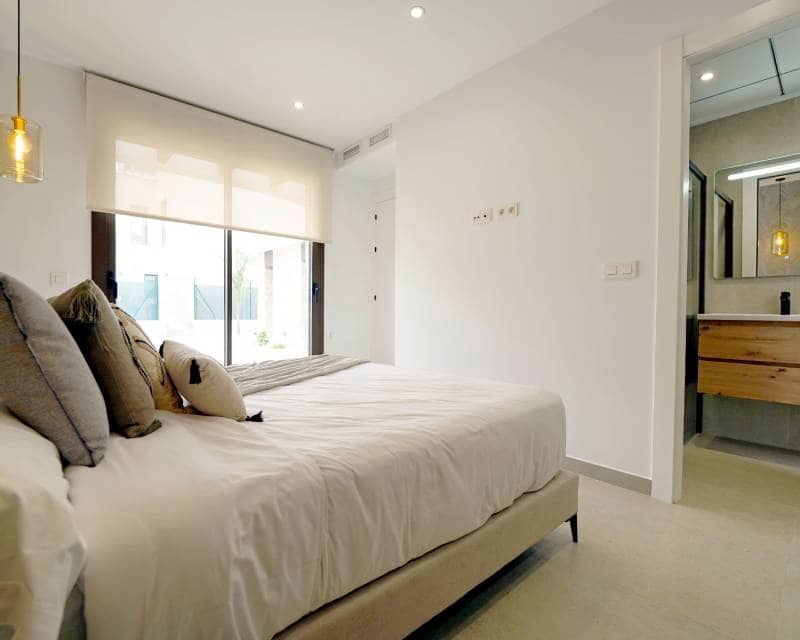 3 soveværelse Rækkehus til salg i Rojales med swimmingpool garage - € 399.000 (Ref: 8393289)