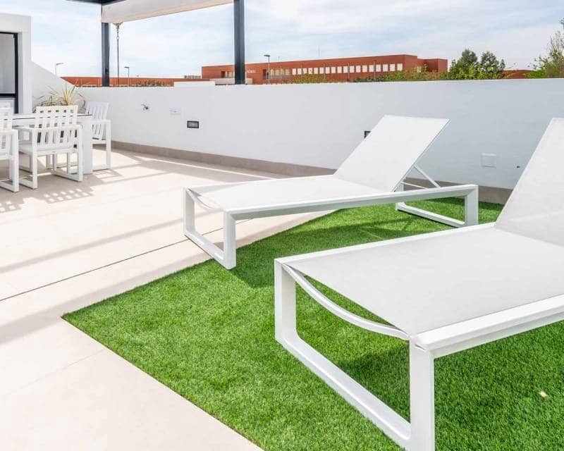 Chalet de 3 habitaciones en Roldan en venta con piscina - 379.950 € (Ref: 8394117)