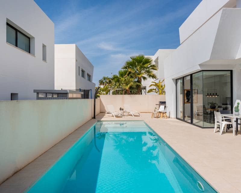 4 chambre Villa/Maison à vendre à Ciudad Quesada avec piscine - 640 000 € (Ref: 8395741)