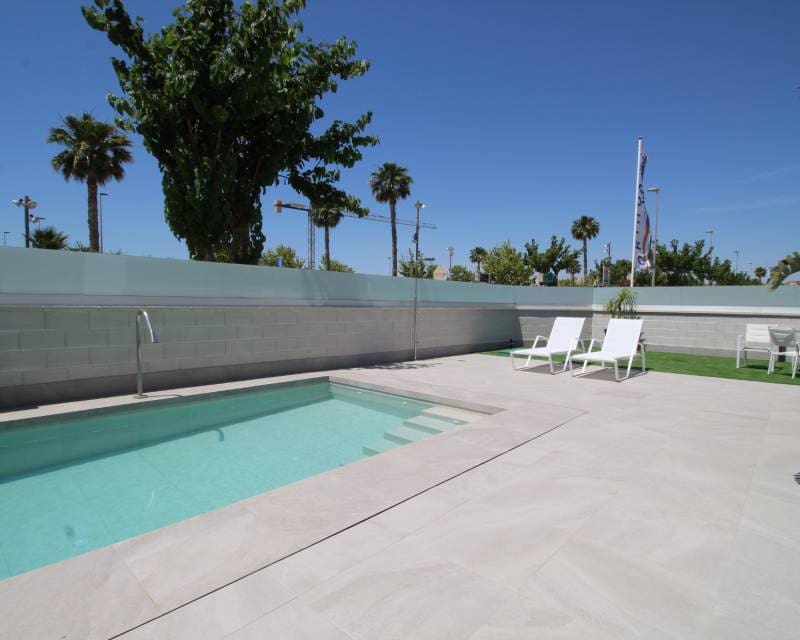 3 bedroom Semi-detached Villa for sale in Pilar de la Horadada with pool garage - € 600,000 (Ref: 8420091)