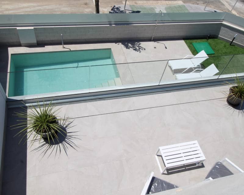 3 bedroom Semi-detached Villa for sale in Pilar de la Horadada with pool garage - € 600,000 (Ref: 8420091)