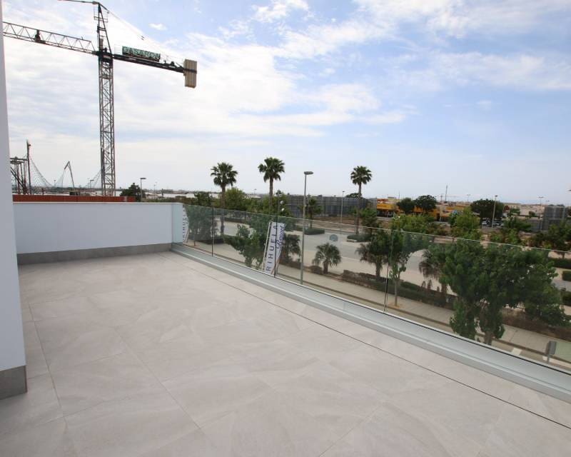 3 bedroom Semi-detached Villa for sale in Pilar de la Horadada with pool garage - € 600,000 (Ref: 8420091)