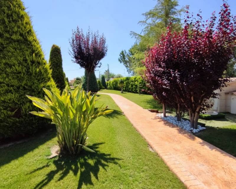 5 chambre Villa/Maison à vendre à Aspe avec piscine garage - 850 000 € (Ref: 8420215)