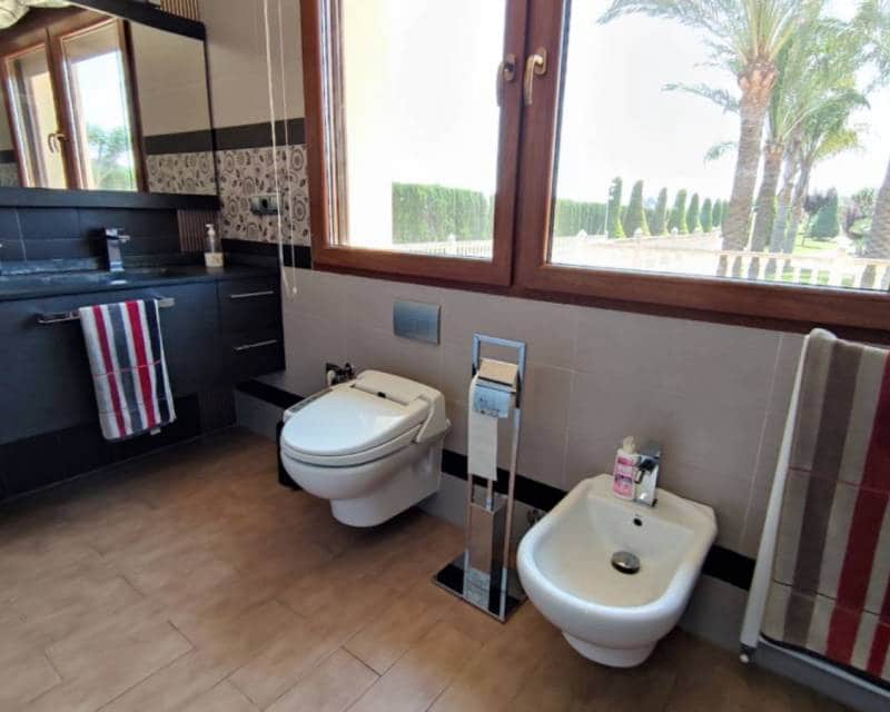 5 chambre Villa/Maison à vendre à Aspe avec piscine garage - 850 000 € (Ref: 8420215)