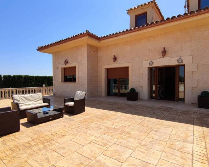 5 chambre Villa/Maison à vendre à Aspe avec piscine garage - 850 000 € (Ref: 8420215)