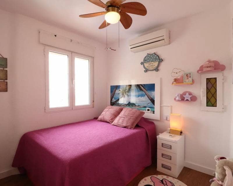 3 makuuhuone Huvila myytävänä paikassa Orihuela Costa mukana uima-altaan - 460 000 € (Ref: 8426791)