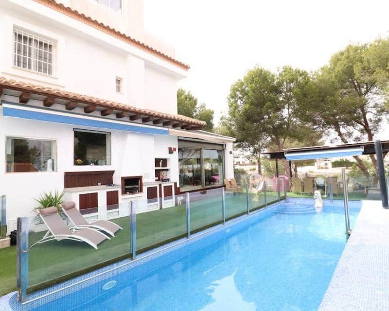 3 makuuhuone Huvila myytävänä paikassa Orihuela Costa mukana uima-altaan - 460 000 € (Ref: 8426791)