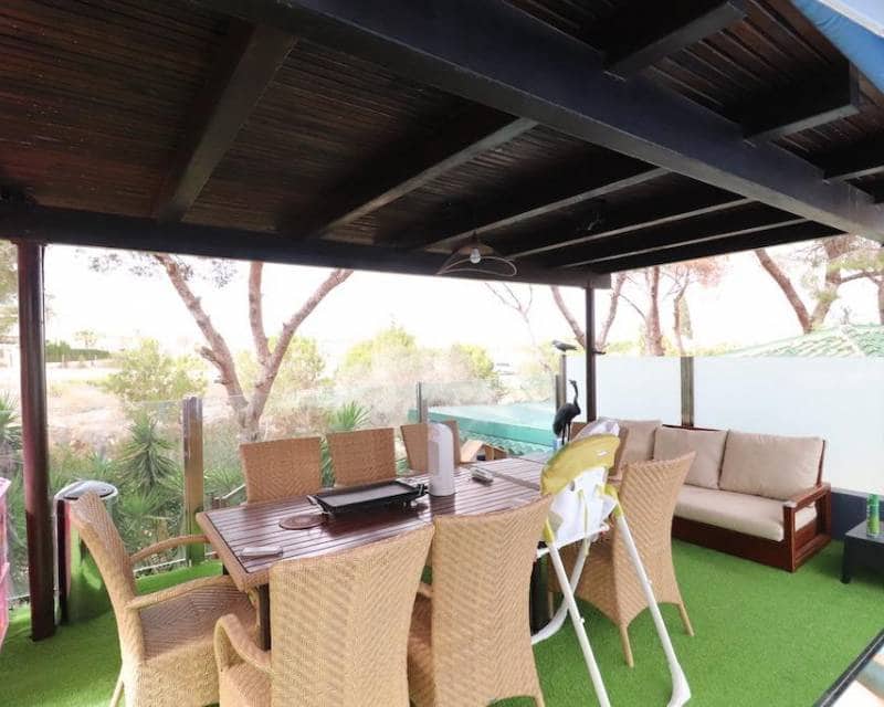 3 makuuhuone Huvila myytävänä paikassa Orihuela Costa mukana uima-altaan - 460 000 € (Ref: 8426791)