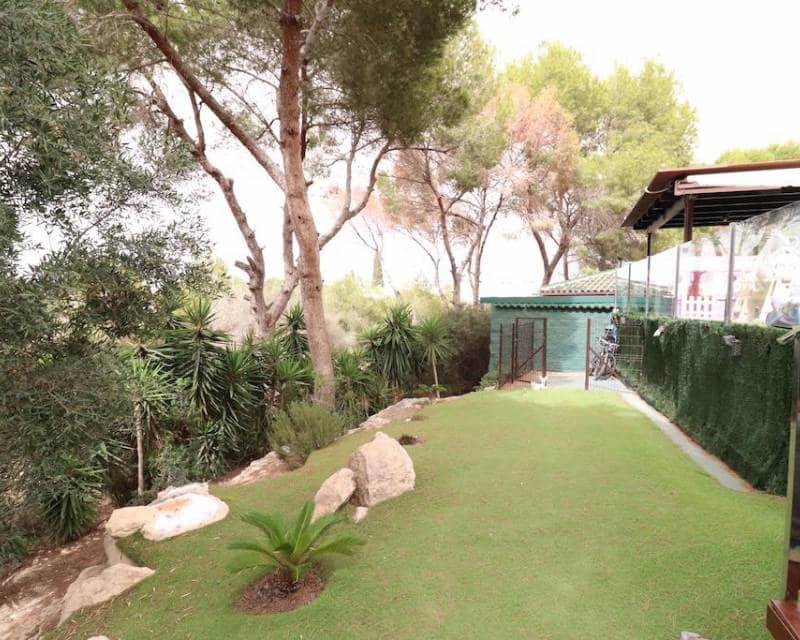 3 makuuhuone Huvila myytävänä paikassa Orihuela Costa mukana uima-altaan - 460 000 € (Ref: 8426791)