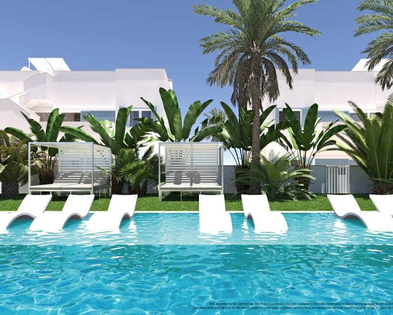 3 slaapkamer Rijtjeshuis te koop in Torre de la Horadada met zwembad garage - € 492.000 (Ref: 8438101)