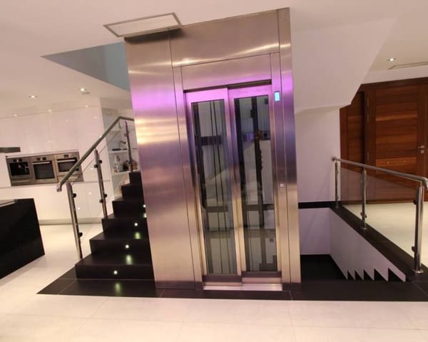 4 makuuhuone Huvila myytävänä paikassa Pueblo, Calpe / Calp mukana uima-altaan 
autotalli - 1 890 000 € (Ref: 8444565)