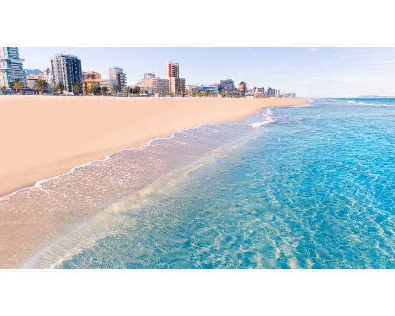 1 quarto Apartamento para venda em Gandia com piscina - 186 000 € (Ref: 8452980)