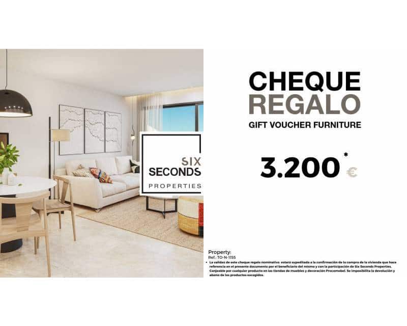 Apartamento de 3 habitaciones en Torrevieja en venta con piscina garaje - 385.000 € (Ref: 8479602)