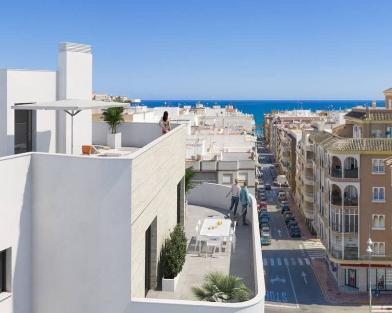 3 Zimmer Penthouse zu verkaufen in Torrevieja mit Pool Garage - 485.000 € (Ref: 8479611)