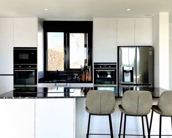 3 Zimmer Villa zu verkaufen in Golf Bahía, Finestrat mit Pool Garage - 735.000 € (Ref: 8481199)