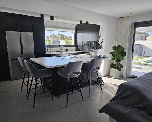 4 slaapkamer Villa te koop in Ciudad, San Javier met zwembad garage - € 750.000 (Ref: 8481416)