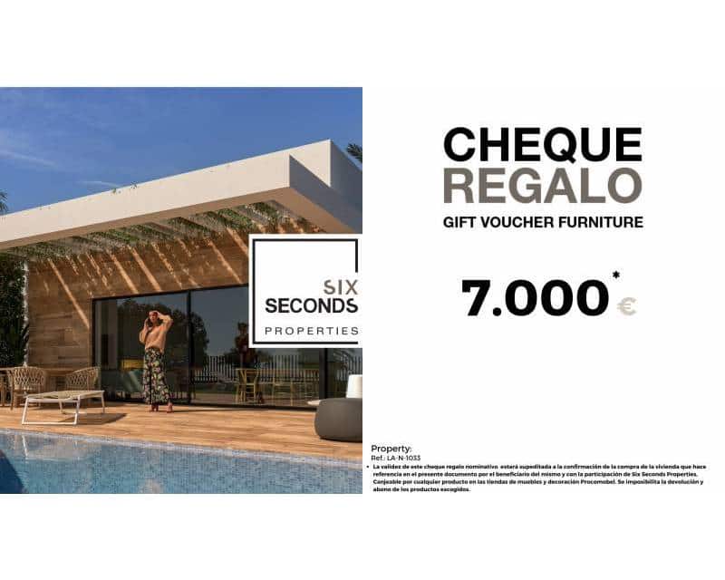 4 makuuhuone Huvila myytävänä paikassa Los Alcazares mukana uima-altaan 
autotalli - 685 000 € (Ref: 8484108)