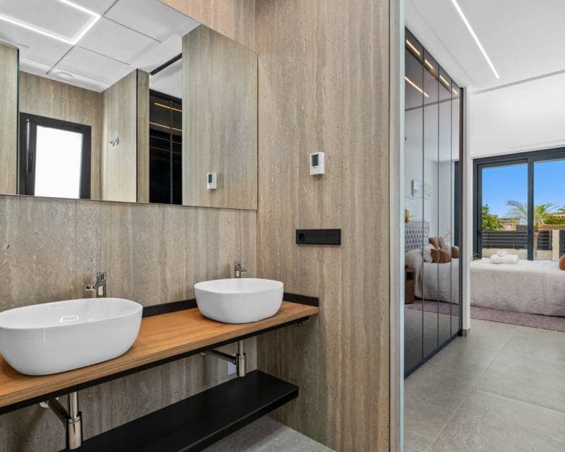 3 Zimmer Villa zu verkaufen in El Campello mit Pool Garage - 1.390.000 € (Ref: 8488250)