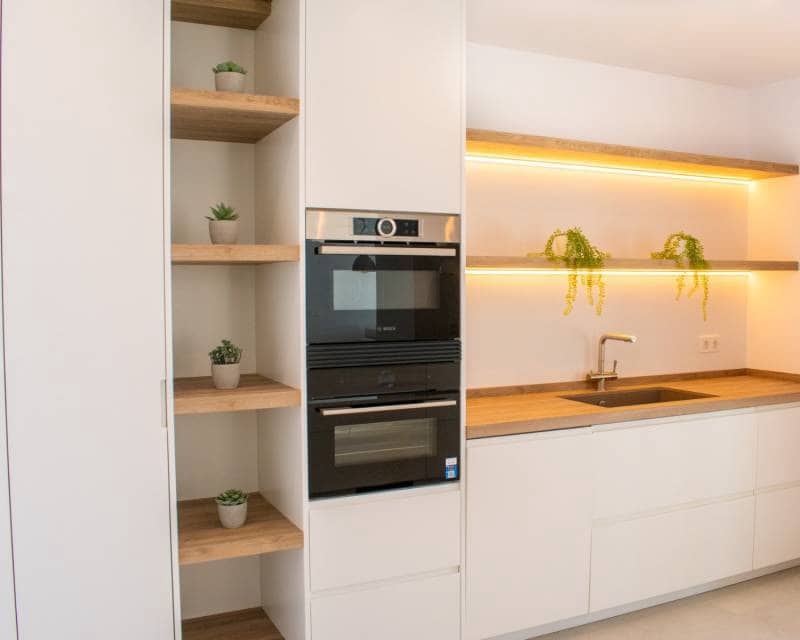 4 bedroom Villa for sale in Torrevieja with pool garage - € 749,000 (Ref: 8497920)