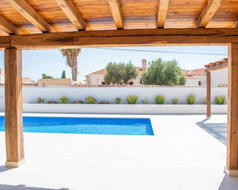 4 bedroom Villa for sale in Torrevieja with pool garage - € 749,000 (Ref: 8497920)