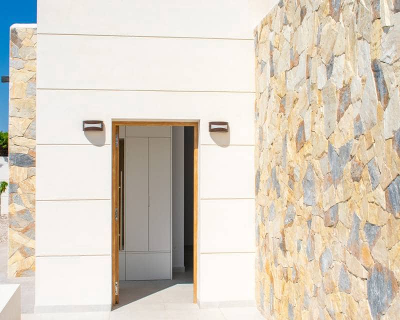 4 bedroom Villa for sale in Torrevieja with pool garage - € 749,000 (Ref: 8497920)