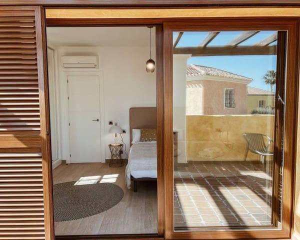 4 camera da letto Villa in vendita in Las Cunas, Cuevas del Almanzora con piscina garage - 406.850 € (Rif: 8500939)