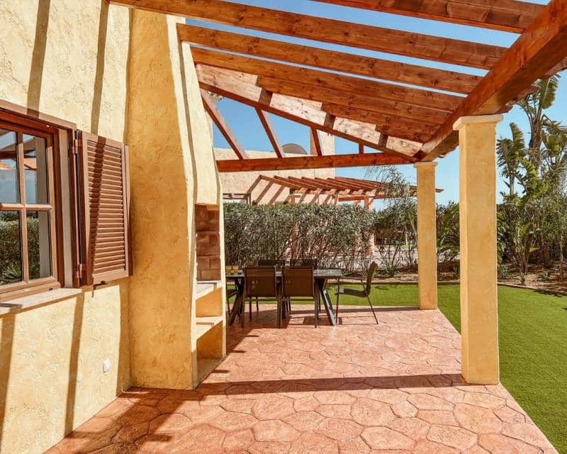 4 bedroom Villa for sale in Las Cunas with pool garage - € 406,850 (Ref: 8500939)