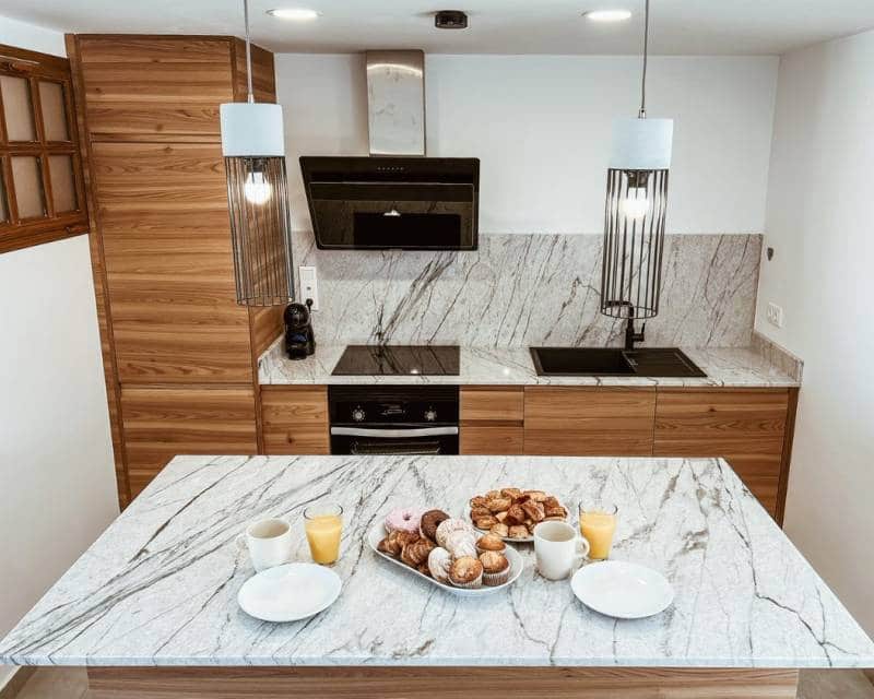 2 soveværelse Lejlighed til salg i Las Cunas med swimmingpool garage - € 215.000 (Ref: 8501086)