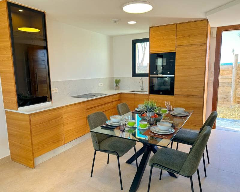 2 soveværelse Rækkehus til salg i Las Cunas med swimmingpool - € 300.000 (Ref: 8505065)