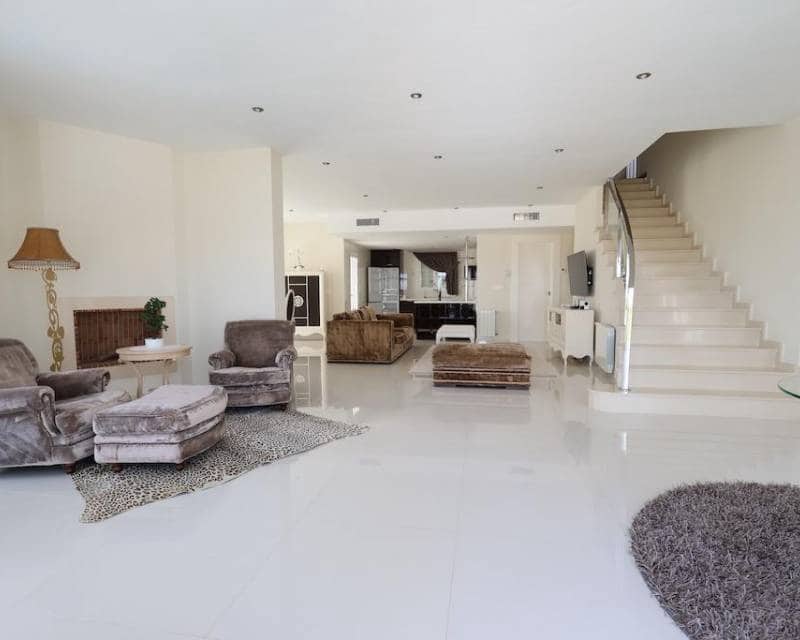 3 bedroom Villa for sale in Ciudad Quesada with pool garage - € 860,000 (Ref: 8520483)