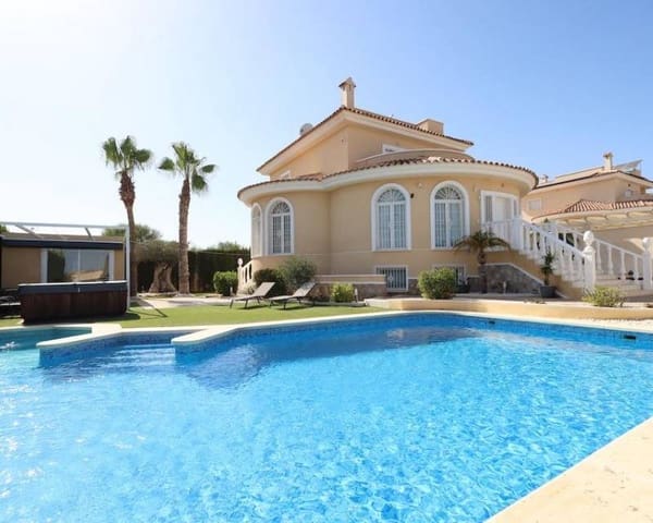 3 bedroom Villa for sale in Ciudad Quesada, Rojales with pool garage - € 860,000 (Ref: 8520483)