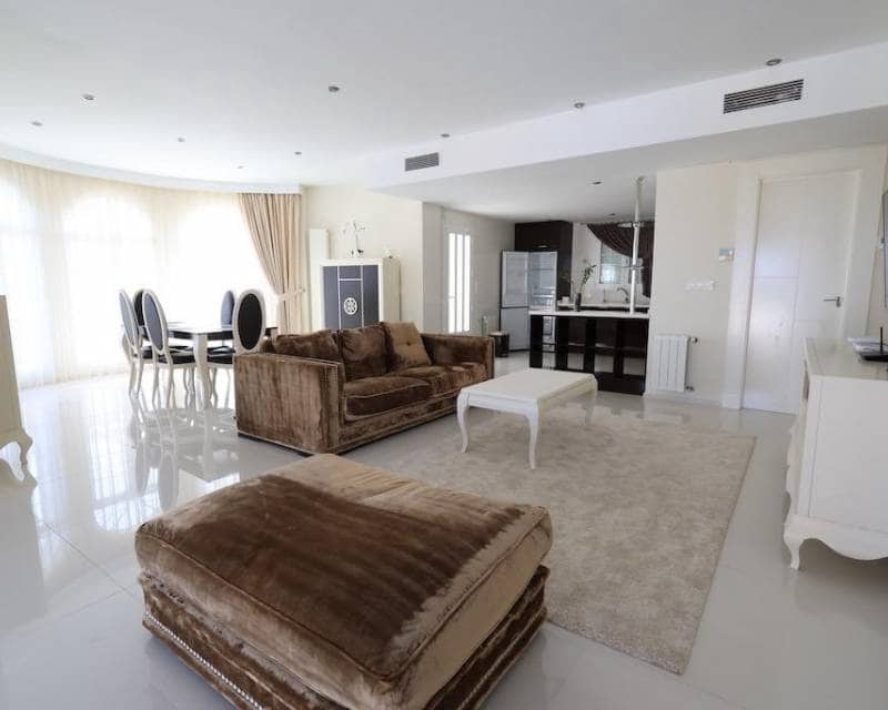 3 bedroom Villa for sale in Ciudad Quesada with pool garage - € 860,000 (Ref: 8520483)