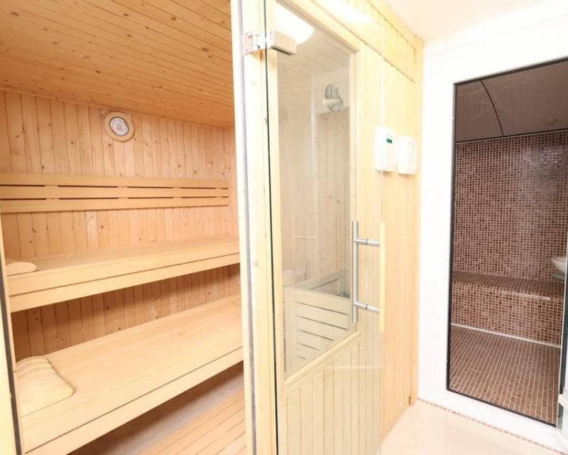 3 bedroom Villa for sale in Ciudad Quesada with pool garage - € 860,000 (Ref: 8520483)