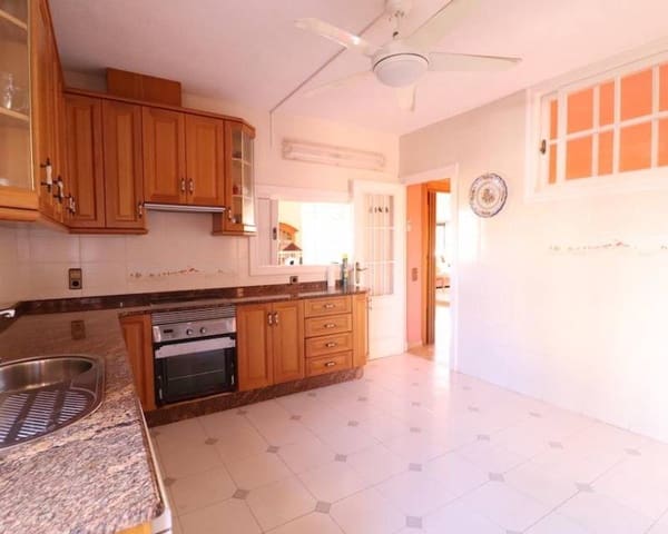 5 soveværelse Villa til salg i Cabo Roig, Orihuela med swimmingpool garage - € 760.000 (Ref: 8531114)