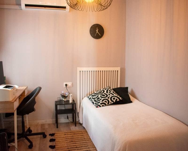 3 soverom Rekkehus til salgs i Torrevieja med svømmebasseng garasje - € 299 000 (Ref: 8533101)