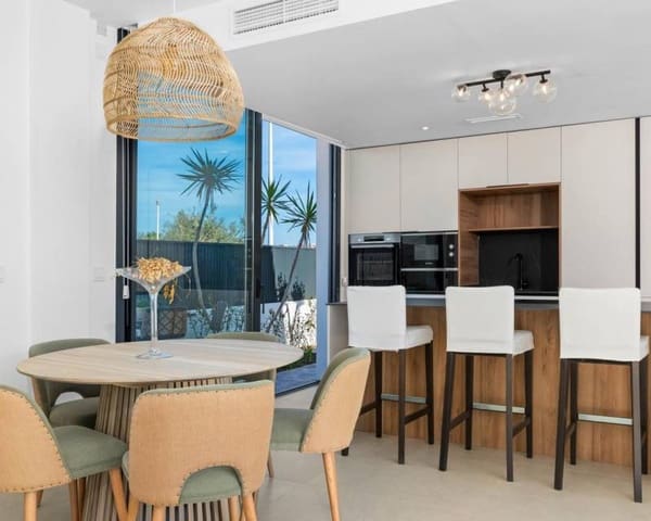 3 quarto Moradia para venda em La Manga del Mar Menor com piscina garagem - 549 000 € (Ref: 8535987)