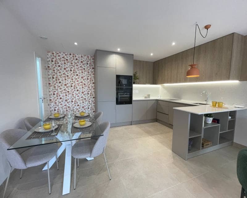 3 sypialnia Willa na sprzedaż w San Pedro del Pinatar z basenem garażem - 419 900 € (Ref: 8536982)