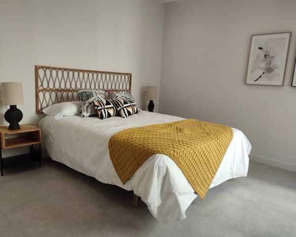 Casa de 2 habitaciones en Pilar de la Horadada ciudad, Pilar de la Horadada en venta con piscina - 259.900 € (Ref: 8541256)