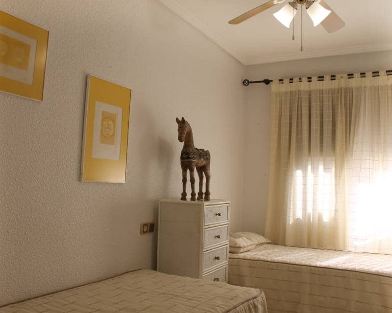 4 slaapkamer Strandappartement te koop in Santa Pola met garage - € 398.000 (Ref: 8545935)