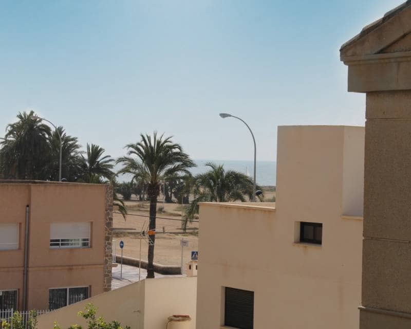 4 slaapkamer Strandappartement te koop in Santa Pola met garage - € 398.000 (Ref: 8545935)