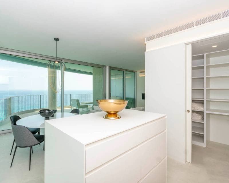 Apartamento de 4 habitaciones en Calpe / Calp en venta con piscina garaje - 1.600.000 € (Ref: 8550008)