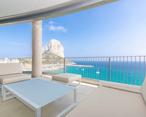 Apartamento de 4 habitaciones en Playa Arenal - Bol, Calpe / Calp en venta con piscina garaje - 1.600.000 € (Ref: 8550008)