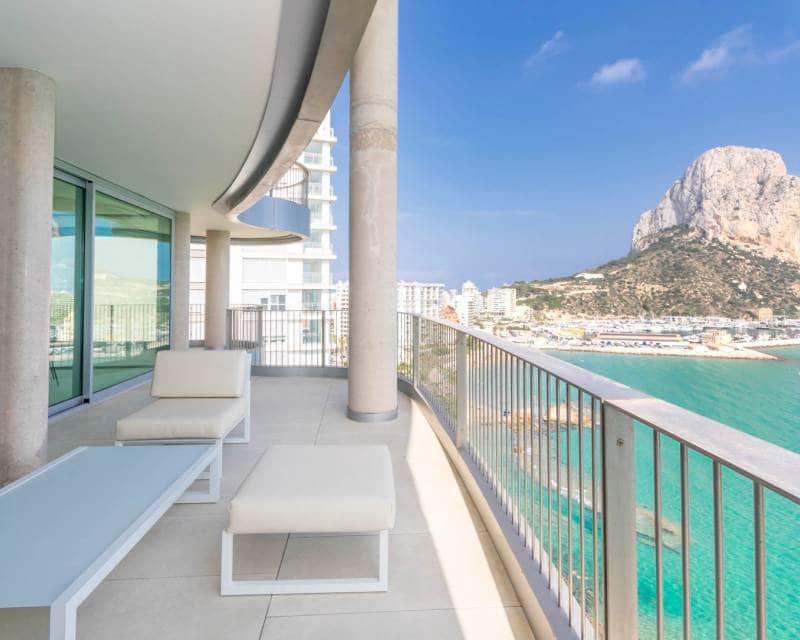 Apartamento de 4 habitaciones en Calpe / Calp en venta con piscina garaje - 1.600.000 € (Ref: 8550008)