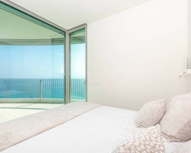 Apartamento de 4 habitaciones en Calpe / Calp en venta con piscina garaje - 1.600.000 € (Ref: 8550008)