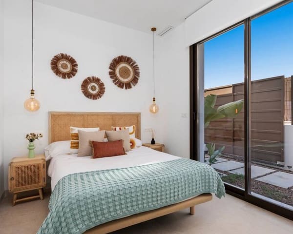 3 makuuhuone Huvila myytävänä paikassa Las Lomas de Rame - Bahía Bella, Los Alcázares mukana uima-altaan 
autotalli - 555 000 € (Ref: 8560438)