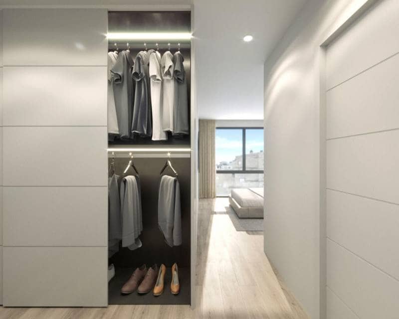 3 slaapkamer Penthouse te koop in Torrevieja met zwembad - € 419.900 (Ref: 8582949)