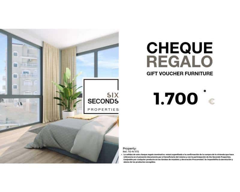 3 slaapkamer Penthouse te koop in Torrevieja met zwembad - € 419.900 (Ref: 8582949)