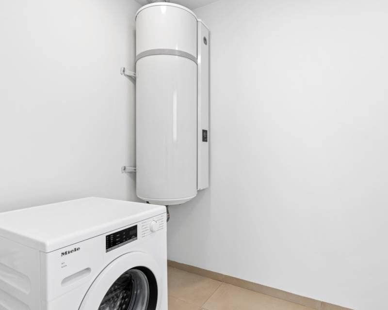 3 Zimmer Villa zu verkaufen in Los Alcazares mit Pool Garage - 749.900 € (Ref: 8609204)