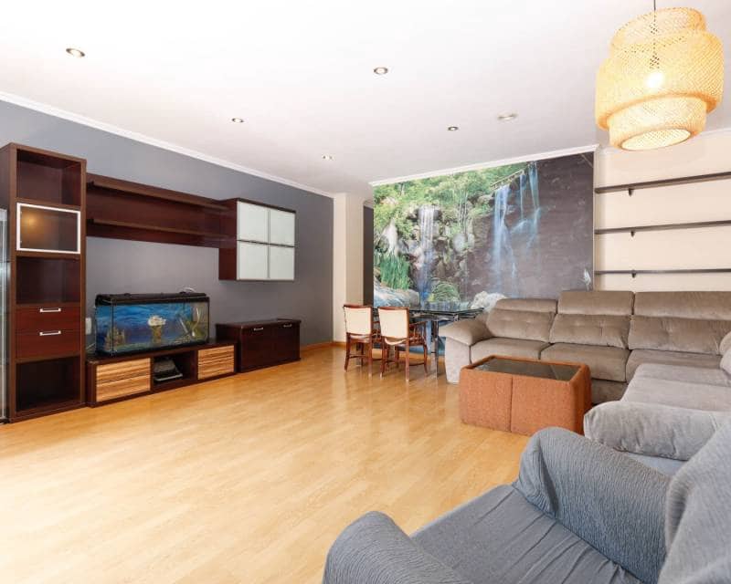 3 makuuhuone Huoneisto myytävänä paikassa Torrevieja mukana 
autotalli - 259 000 € (Ref: 8635324)